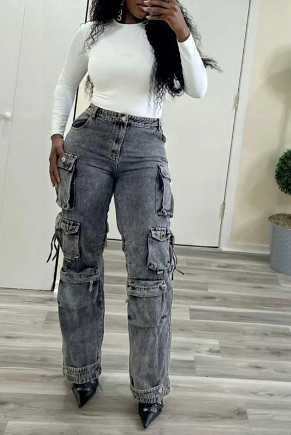 best cargo jeans outfit