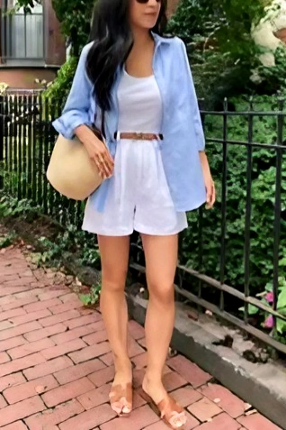 linen shorts vacation outfit