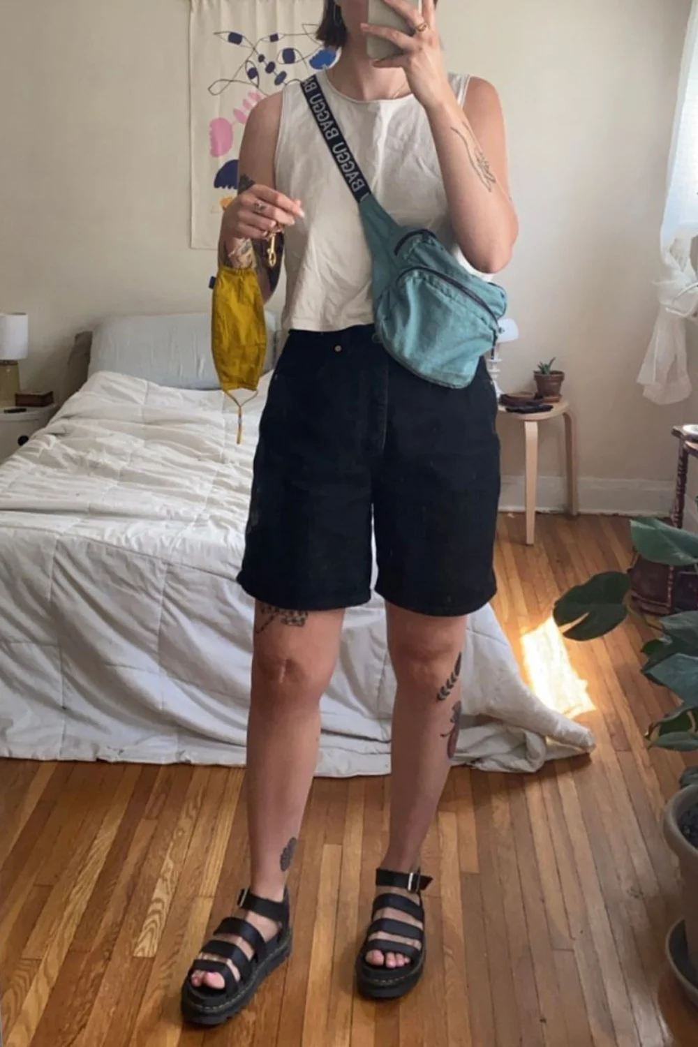 minimal comfy linen shorts