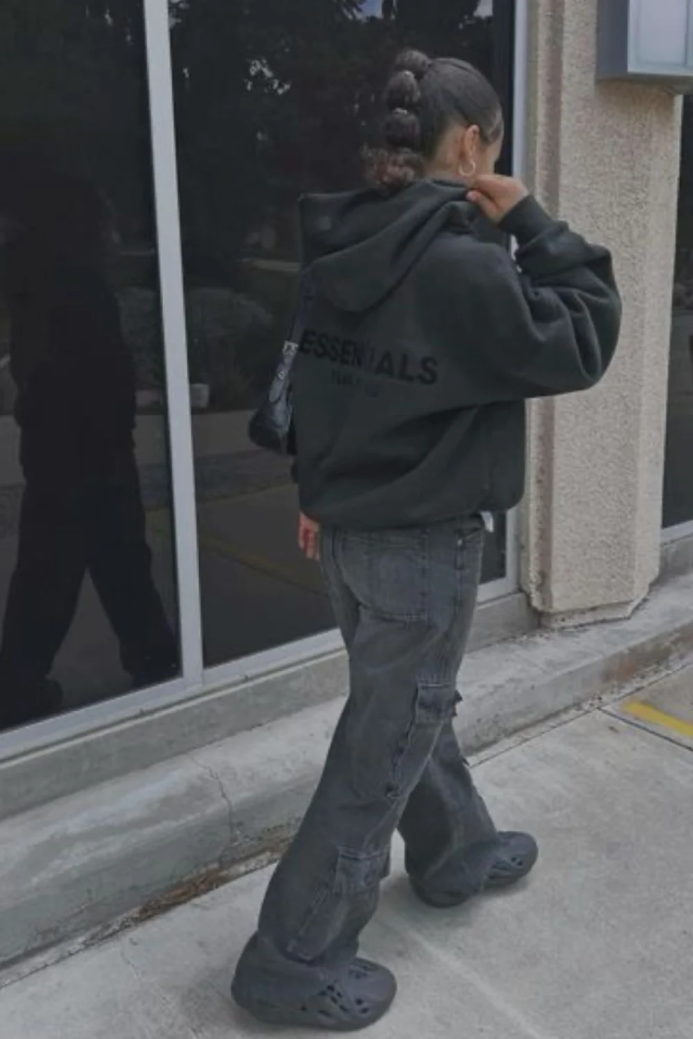 Black essentials hoodie outfit
