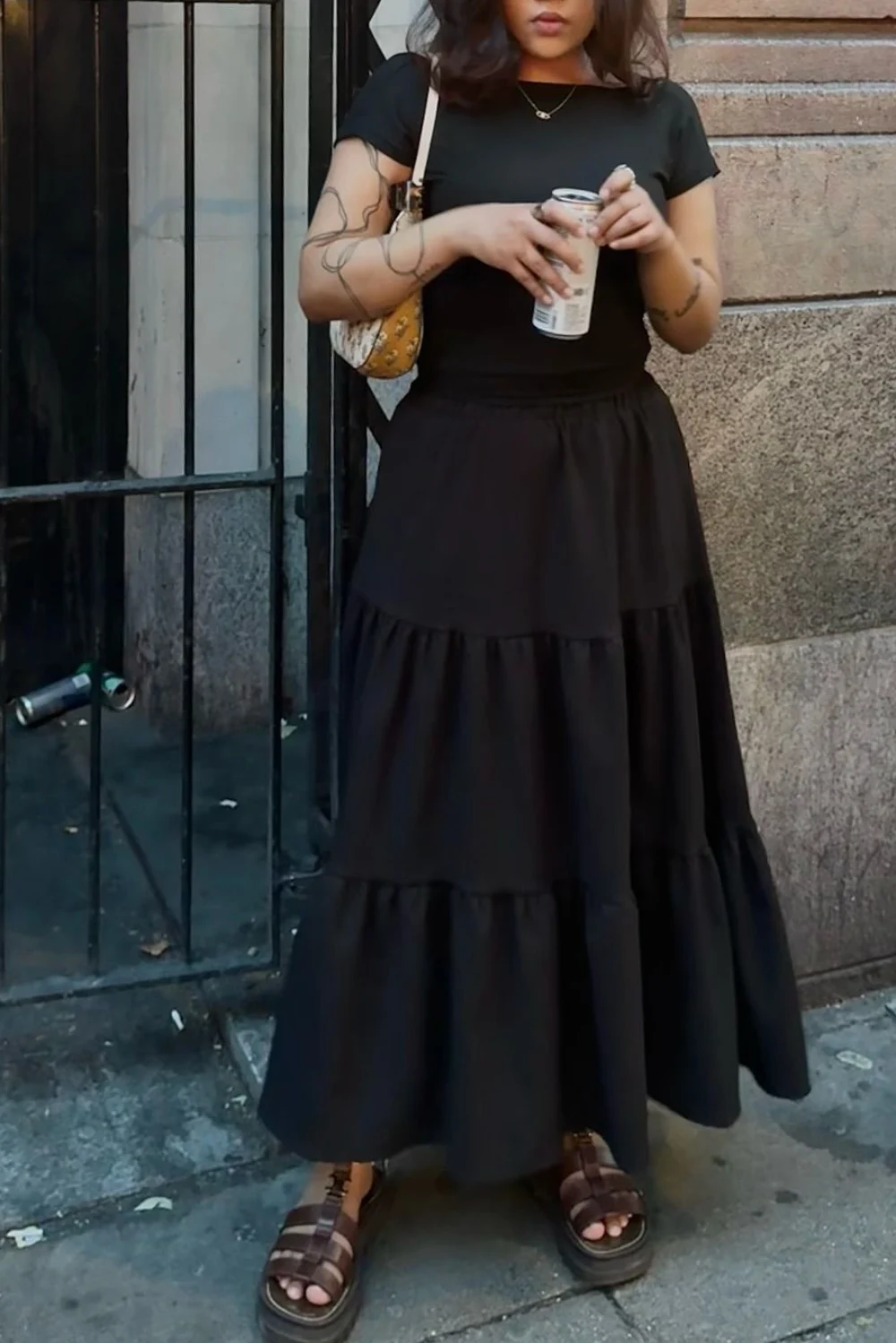 Black tiered skirt outfit Black tiered skirt outfit