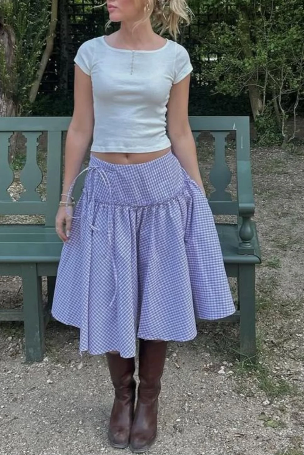 Ruffle tiered skirt outfit idea Ruffle tiered skirt outfit idea